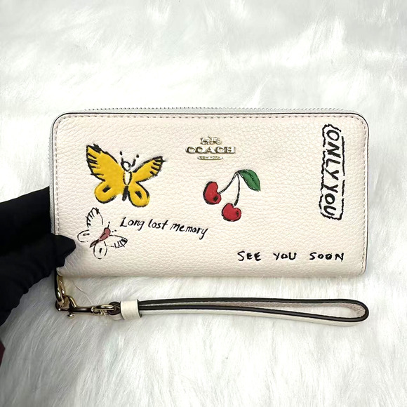 Coach Long Zip Around Wallet With Sketch Print In Chalk Multi CAX11 NWT - Picture 1 of 6
